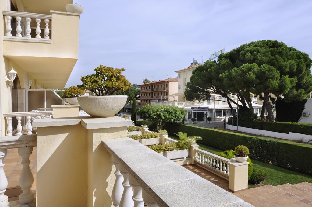 Van Der Valk Hotel Barcarola Sant Feliu de Guíxols Exterior foto