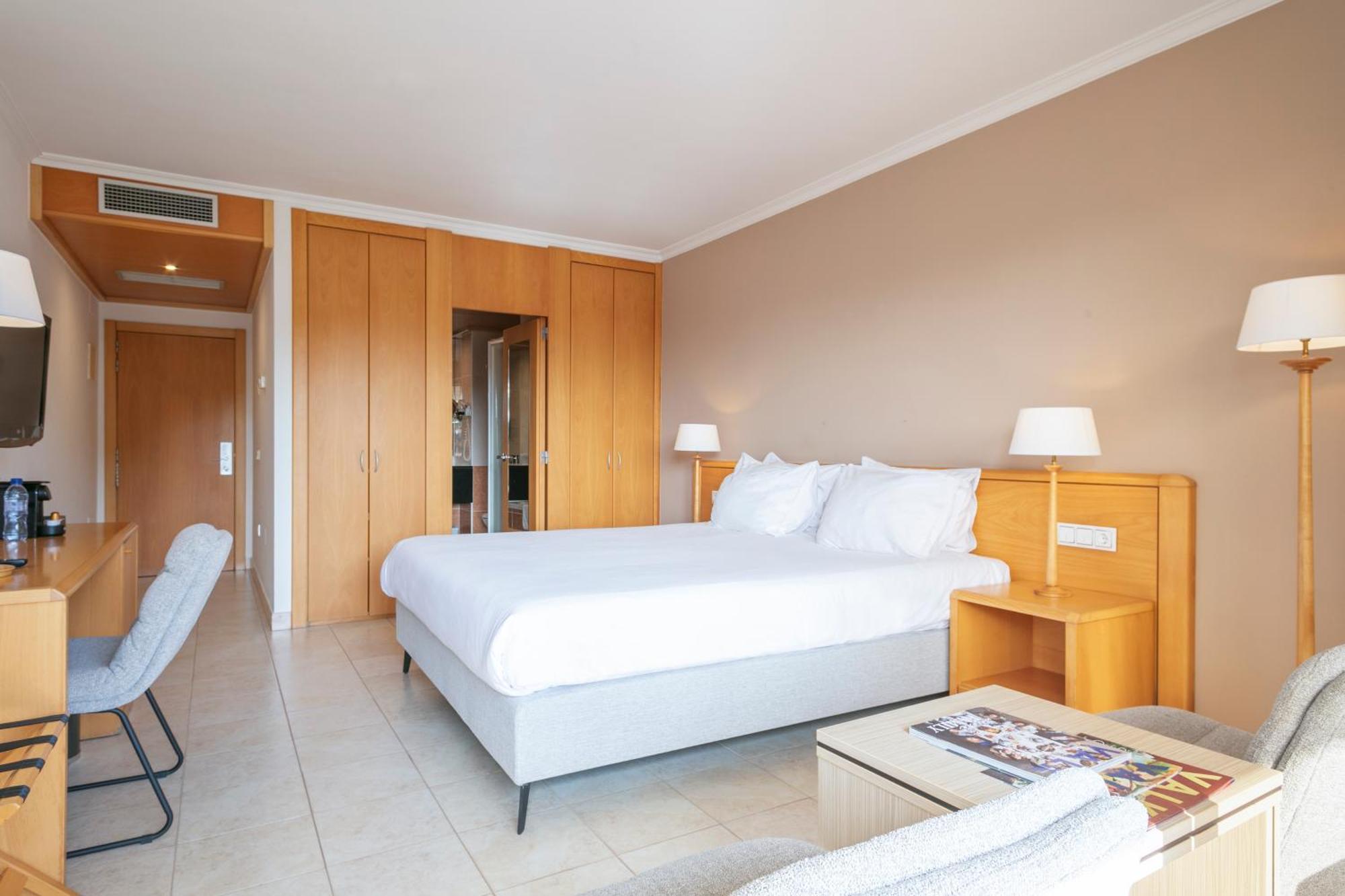 Van Der Valk Hotel Barcarola Sant Feliu de Guíxols Exterior foto