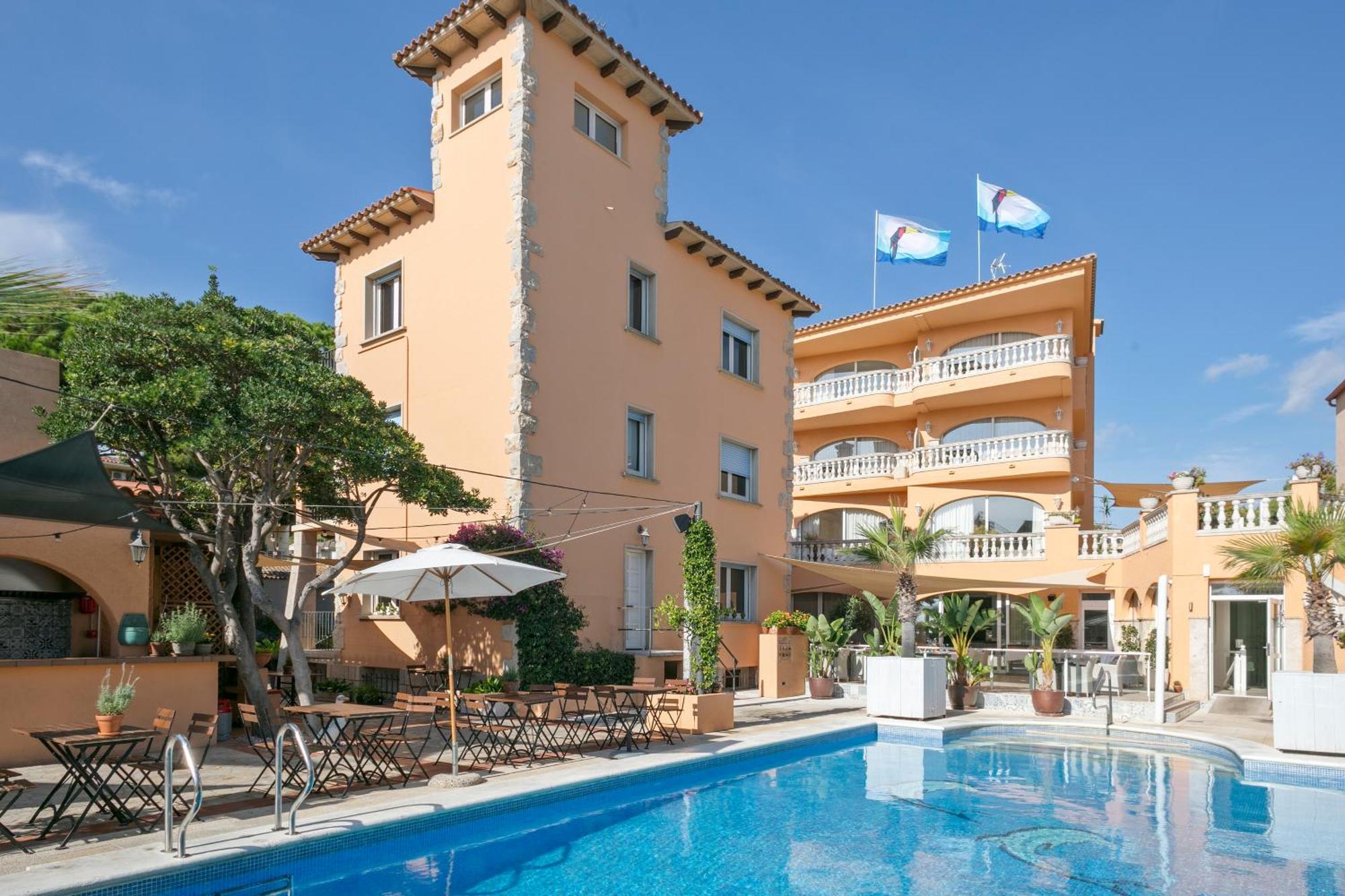 Van Der Valk Hotel Barcarola Sant Feliu de Guíxols Exterior foto
